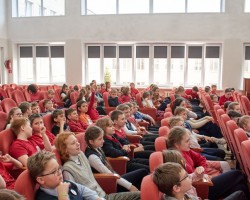 Журналы «Рюкзачок», «Рюкзачок. МИР ПУТЕШЕСТВИЙ», «Рюкзачок. ВЕСЁЛЫЙ ЗООПАРК» посетили гимназию № 56. Журналы «Рюкзачок», «Рюкзачок. МИР ПУТЕШЕСТВИЙ», «Рюкзачок. ВЕСЁЛЫЙ ЗООПАРК» посетили гимназию № 56.